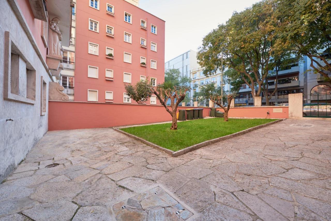 Deluxe Apt At Amazing Prime Location, By Timecooler Lisboa Екстериор снимка