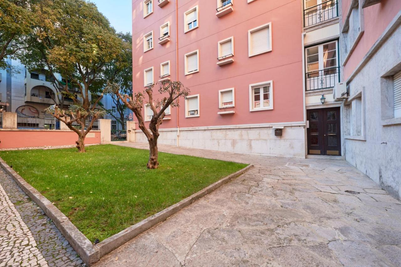 Deluxe Apt At Amazing Prime Location, By Timecooler Lisboa Екстериор снимка